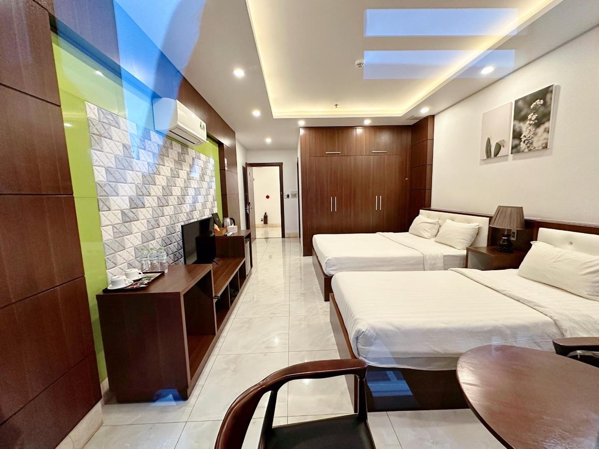 Quoc Thanh Hotel Long Khanh Экстерьер фото