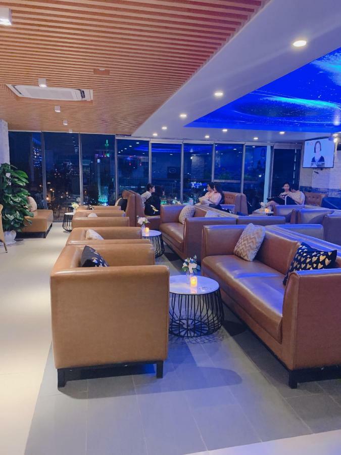 Quoc Thanh Hotel Long Khanh Экстерьер фото