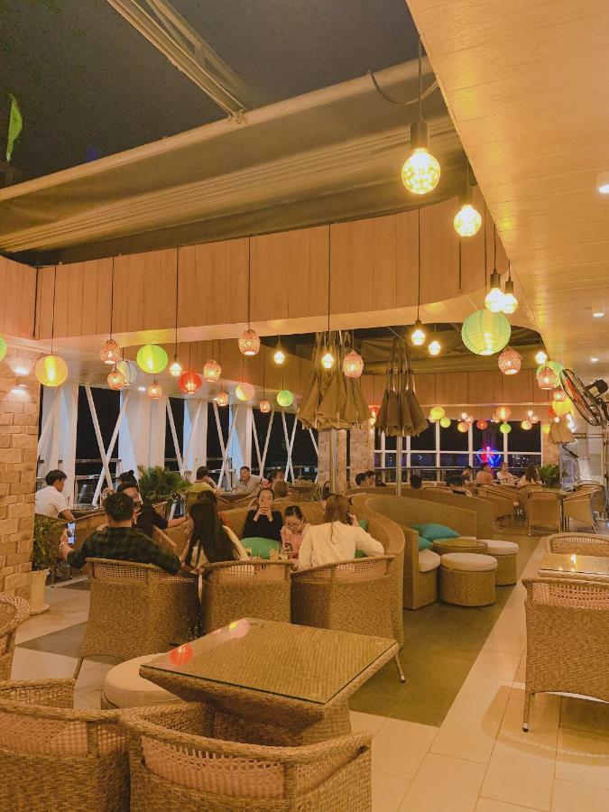 Quoc Thanh Hotel Long Khanh Экстерьер фото
