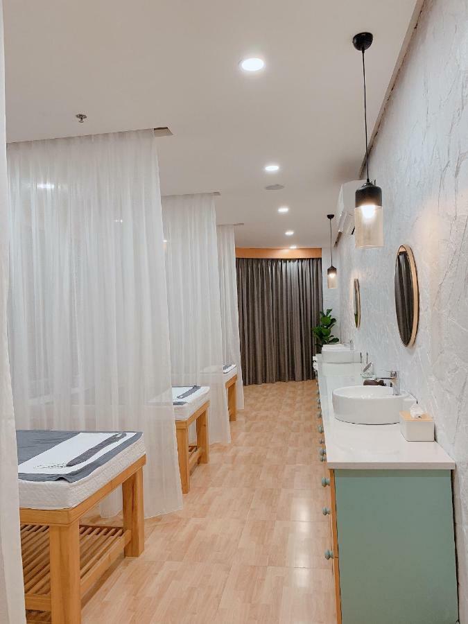 Quoc Thanh Hotel Long Khanh Экстерьер фото